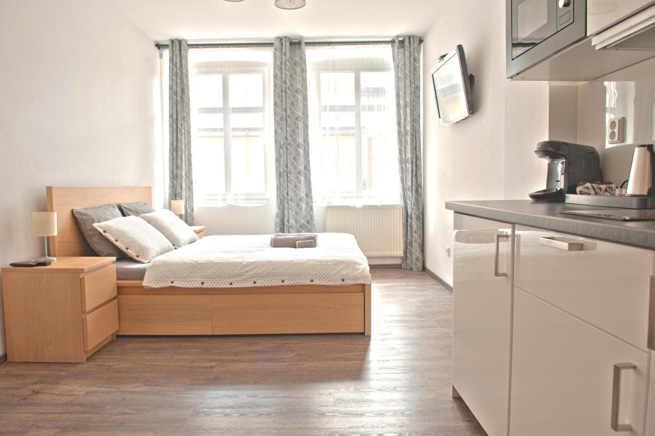 R&J Apartmany Broumov Εξωτερικό φωτογραφία