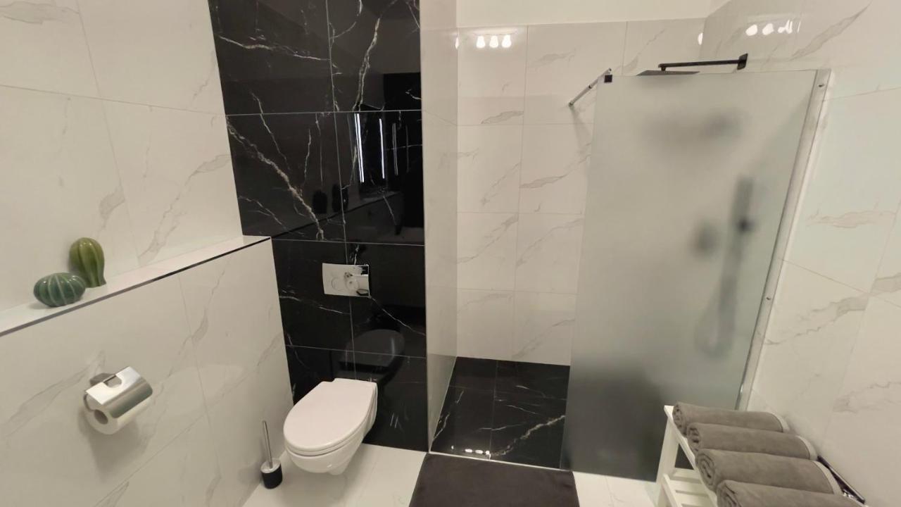 R&J Apartmany Broumov Εξωτερικό φωτογραφία